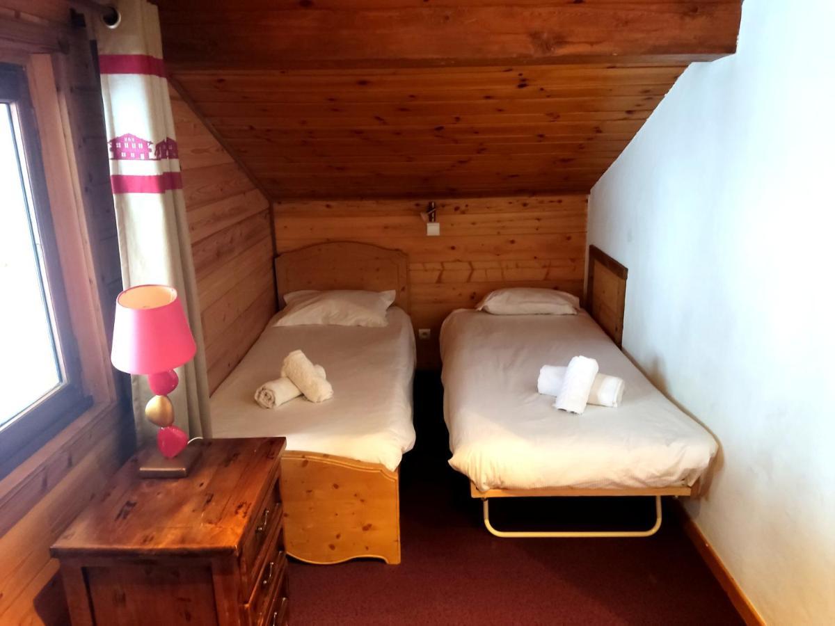 云杉小屋酒店 普拉洛尼昂-拉瓦努瓦斯 外观 照片